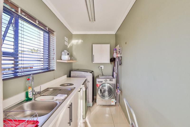 4 Bedroom Property for Sale in Island View Western Cape